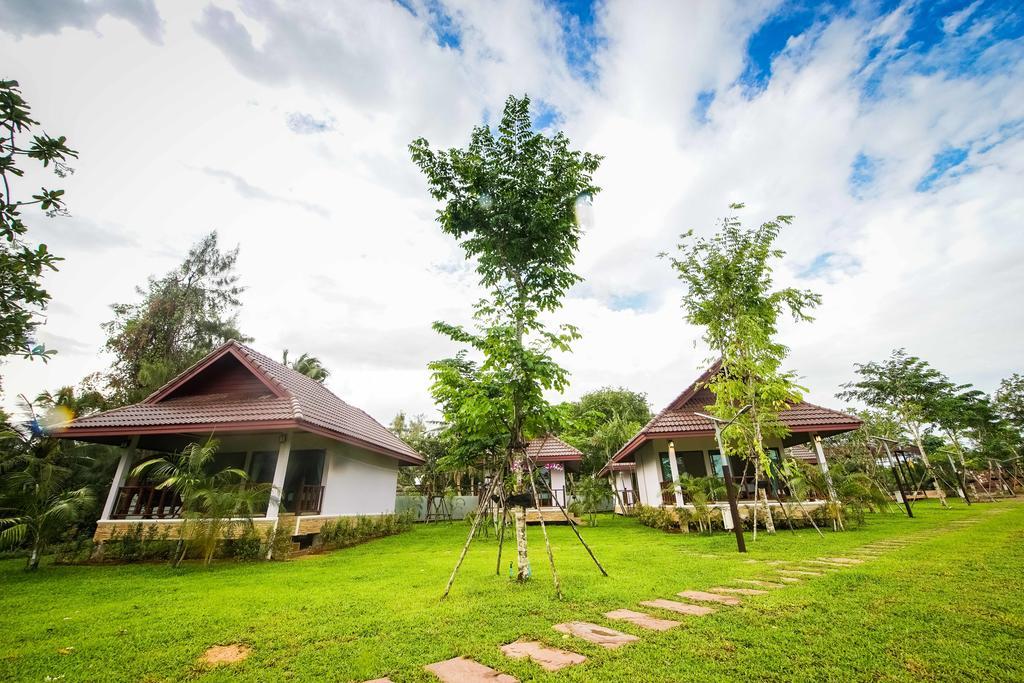 Pawarisa Resort Pathio Екстер'єр фото
